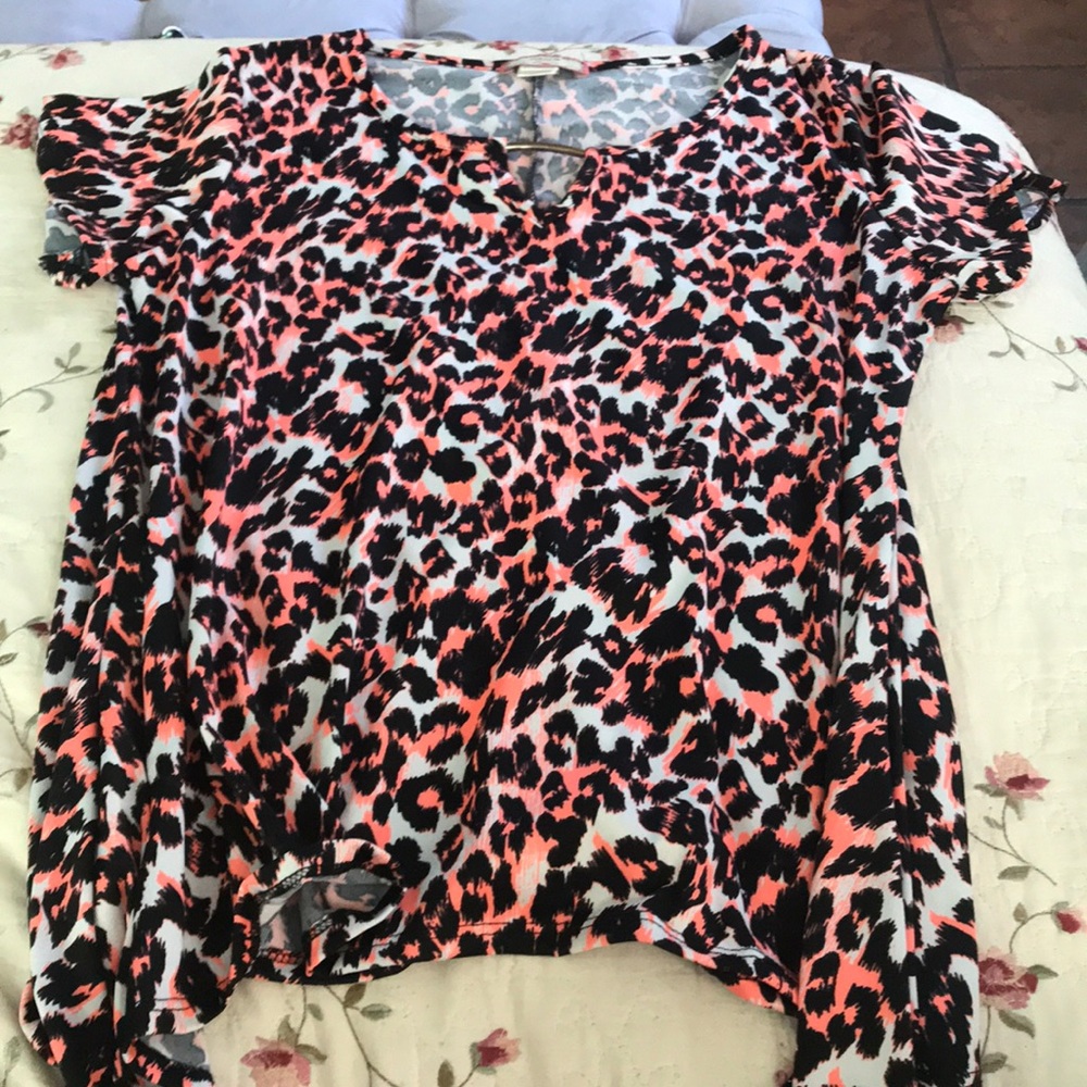 Leopard shirt